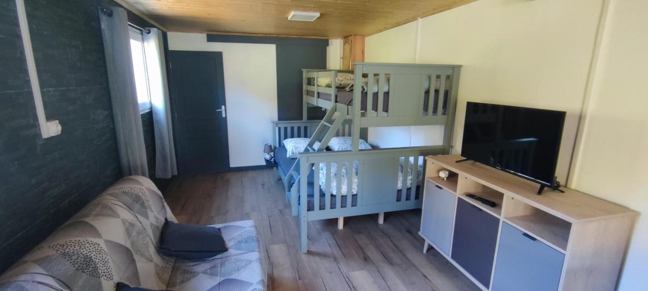 Le Bord Chene Apartment Салази Екстериор снимка